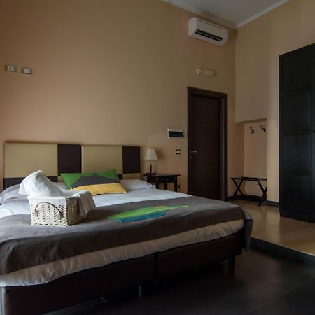 Hotel Plebiscito Aparthotel Napoli Eksteriør bilde