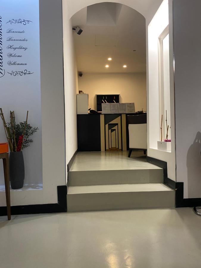Hotel Plebiscito Aparthotel Napoli Eksteriør bilde