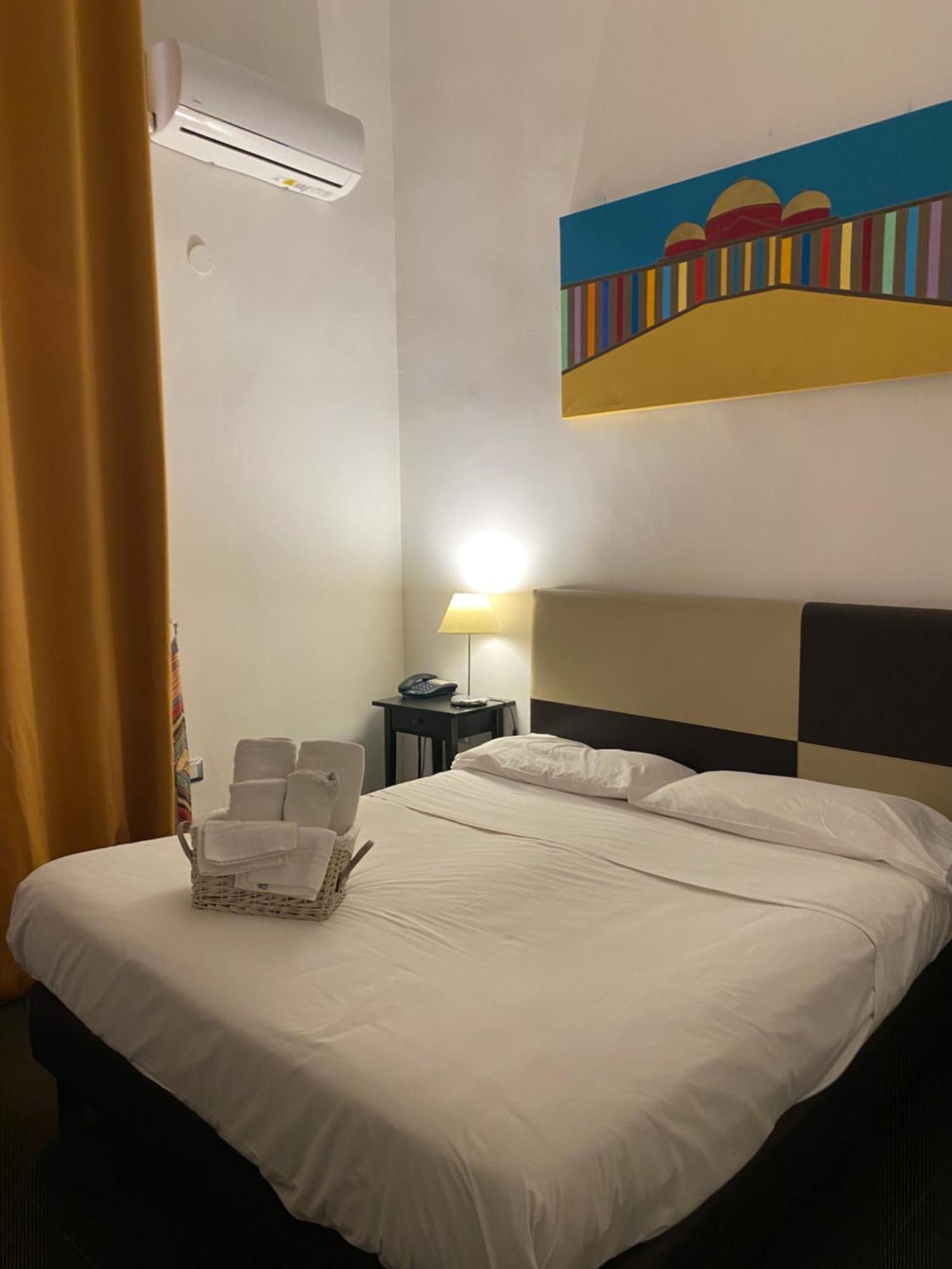 Hotel Plebiscito Aparthotel Napoli Eksteriør bilde