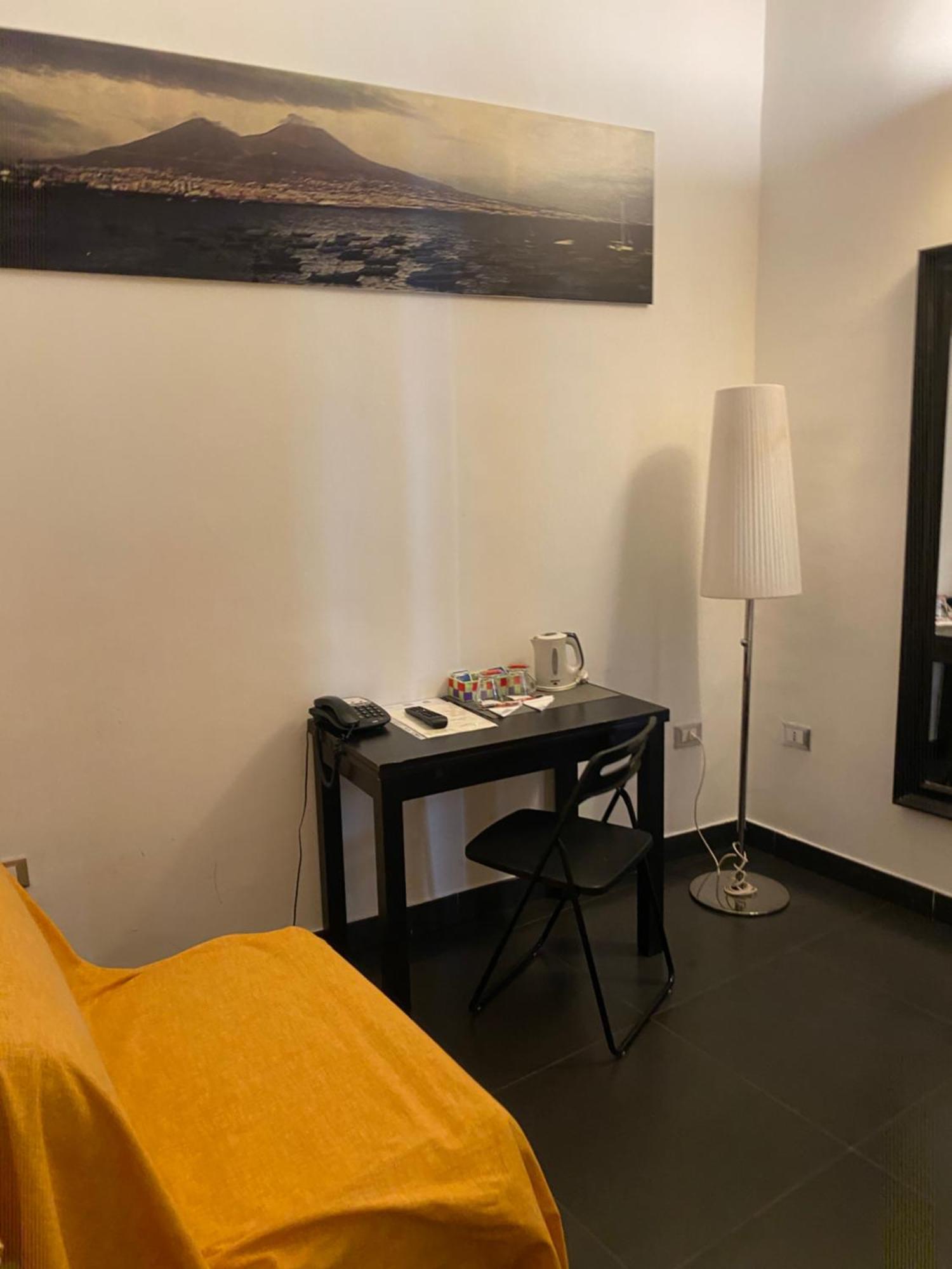 Hotel Plebiscito Aparthotel Napoli Eksteriør bilde