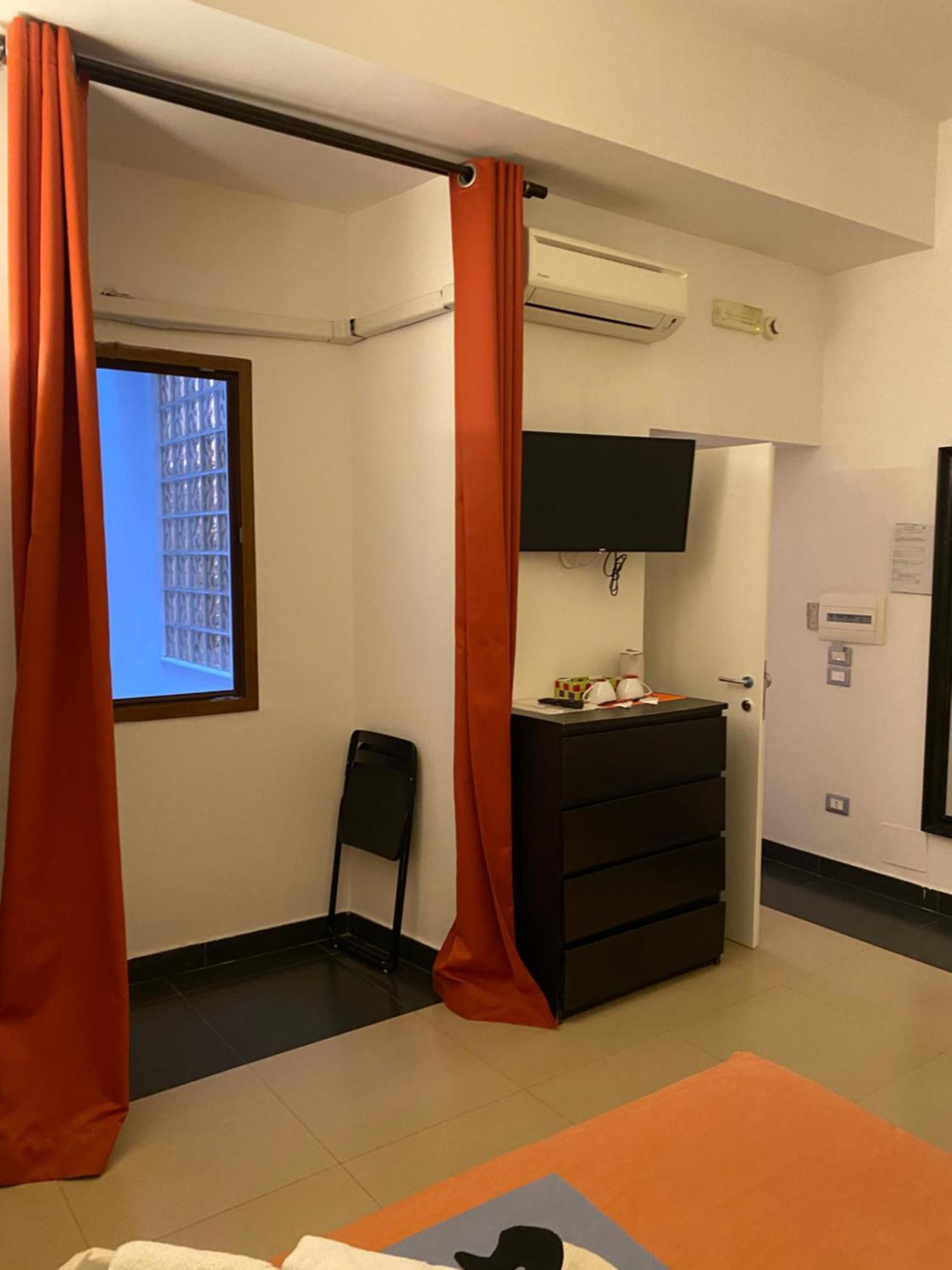 Hotel Plebiscito Aparthotel Napoli Eksteriør bilde